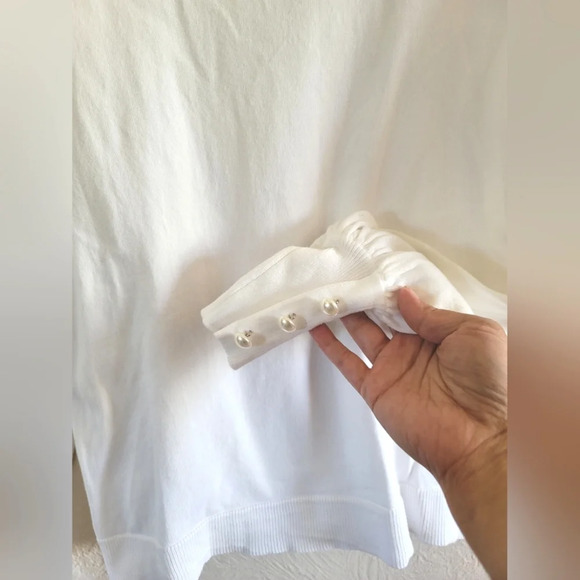 CeCe Balloon Pearl Long SleeveSweater in White, Size Medium - Picture 4 of 5